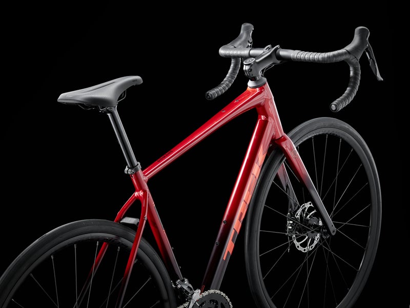 Trek Domane AL 2 Gen 4 maantiepy&ouml;r&auml;