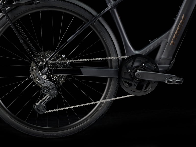 Trek FX+ 7 s&auml;hk&ouml;hybridipy&ouml;r&auml;py&ouml;r&auml;