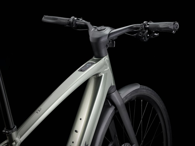 Trek FX+ 7 s&auml;hk&ouml;hybridipy&ouml;r&auml;py&ouml;r&auml;