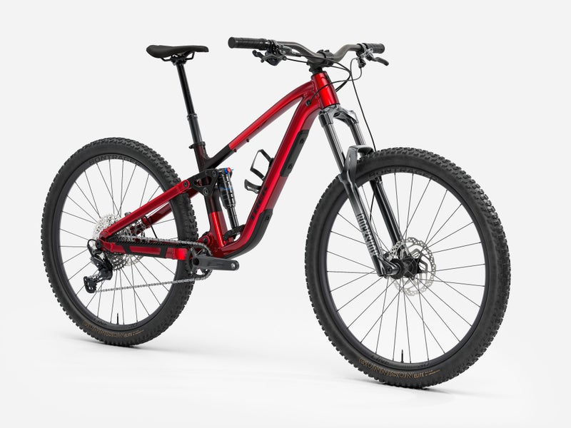 Trek Fuel EX 5 Gen 7 t&auml;ysjoustomaastopy&ouml;r&auml;