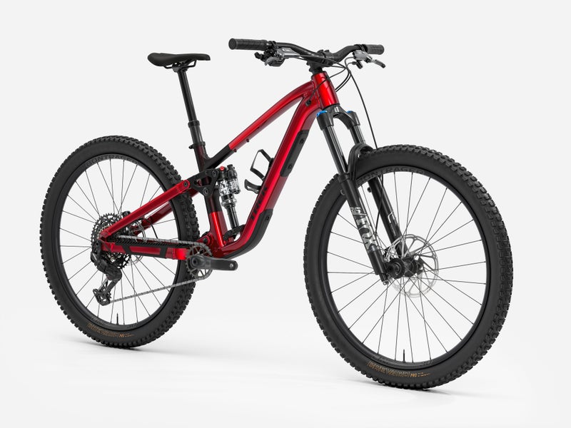 Trek Fuel EX 8 Gen 7 t&auml;ysjoustomaastopy&ouml;r&auml;