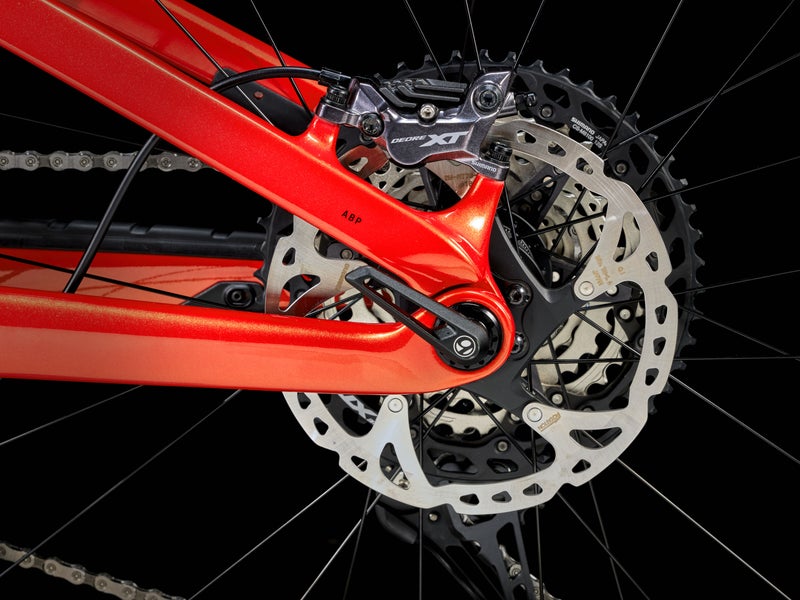 Trek Fuel EX 9.8 XT Gen 6 t&auml;ysjoustomaastopy&ouml;r&auml;