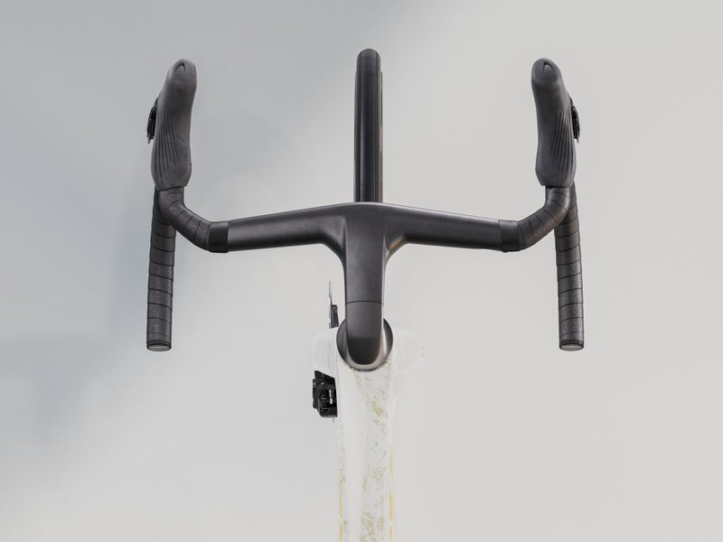 Trek Madone SLR 9 Gen 8 maantiepy&ouml;r&auml;