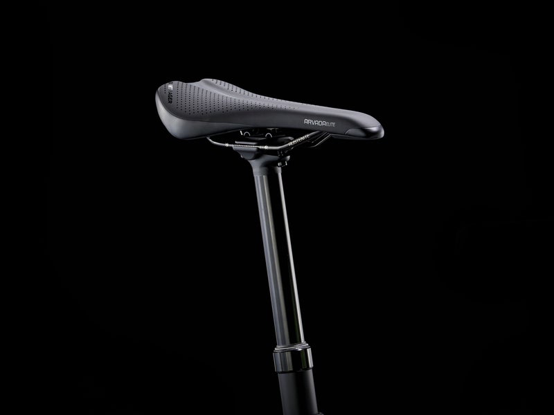 Trek Slash 9.8 XT Gen 6 t&auml;ysjousto maastopy&ouml;r&auml;