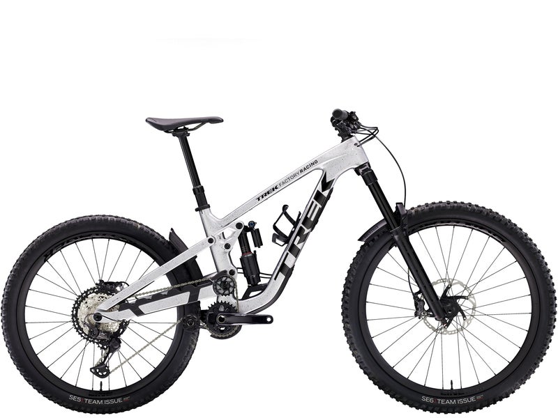 Trek Slash 9.8 XT Gen 6 t&auml;ysjousto maastopy&ouml;r&auml;