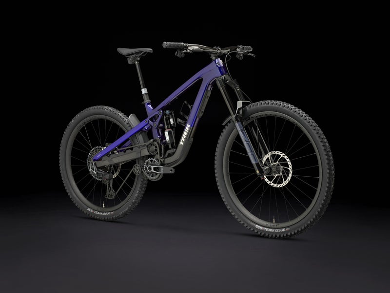 Trek Slash 9.9 X0 AXS T-Type Gen 6 t&auml;ysjousto maastopy&ouml;r&auml;