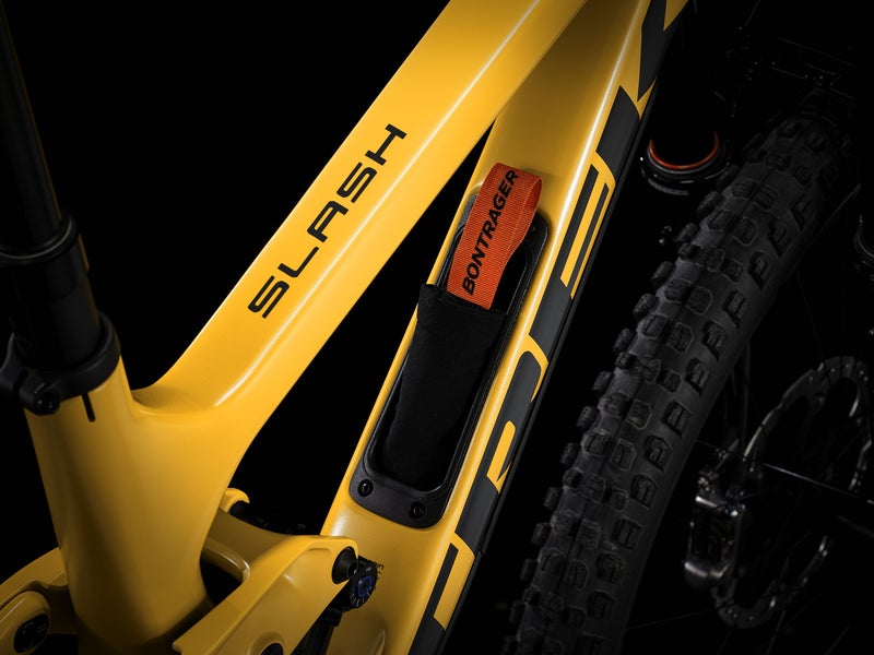 Trek Slash 9.9 XTR Gen 5 t&auml;ysjousto maastopy&ouml;r&auml;