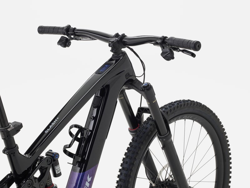 Trek Slash+ 9.9 t&auml;ysjousto s&auml;hk&ouml;maastopy&ouml;r&auml;