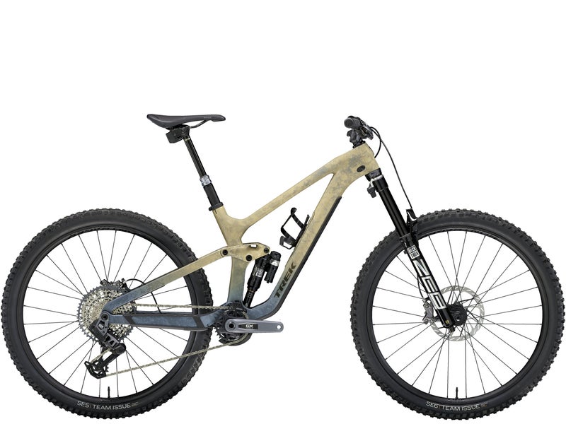 Trek Slash SE Gen 5 t&auml;ysjousto maastopy&ouml;r&auml;
