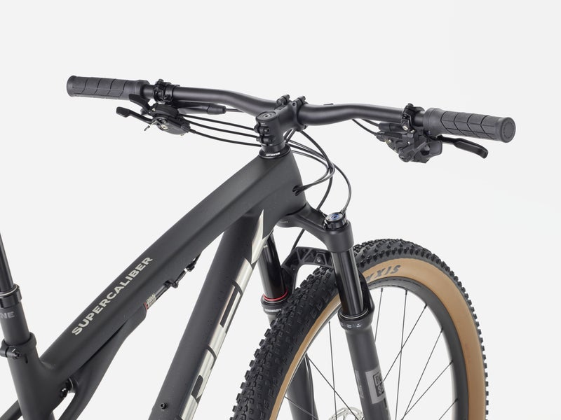 Trek Supercaliber SL 9.6 Gen 2 t&auml;ysjousto maastopy&ouml;r&auml;