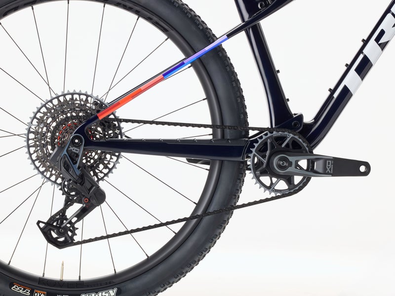 Trek Supercaliber SLR 9.8 X0 Flight Attendant Gen 2 t&auml;ysjousto maastopy&ouml;r&auml;