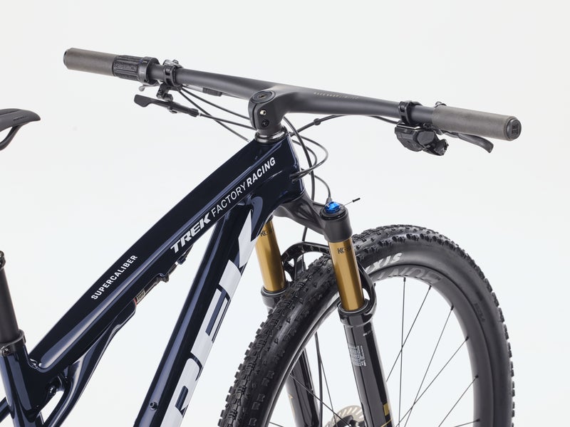 Trek Supercaliber SLR 9.9 XTR Di2 Gen 2 t&auml;ysjousto maastopy&ouml;r&auml;