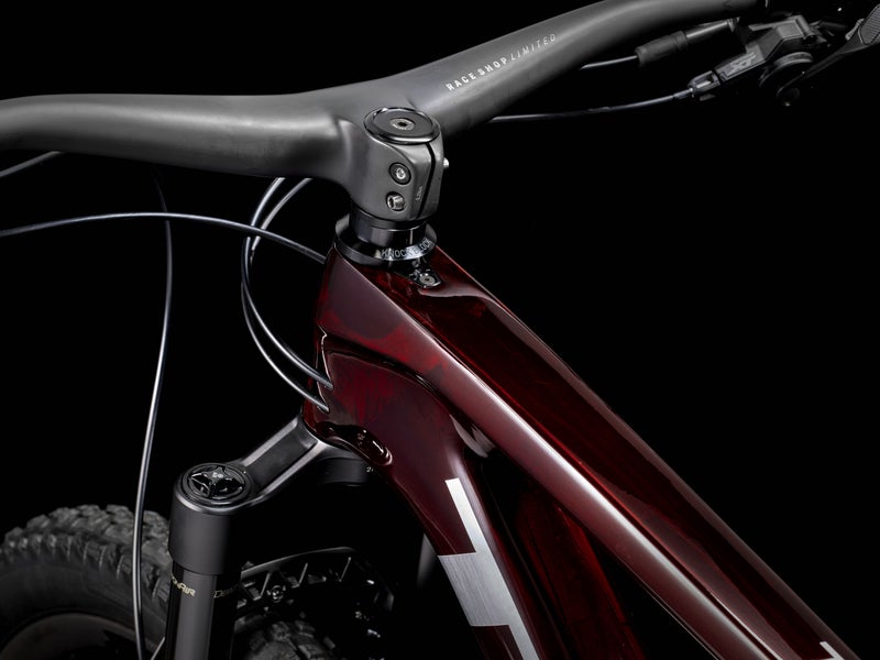 Trek Top Fuel 9.8 XT Gen 3 t&auml;ysjousto maastopy&ouml;r&auml;