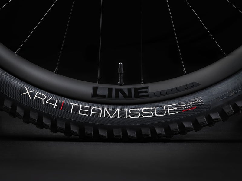 Trek Top Fuel 9.8 XT Gen 3 t&auml;ysjousto maastopy&ouml;r&auml;