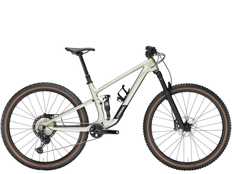 Trek Top Fuel 9.8 XT Gen 4 t&auml;ysjousto maastopy&ouml;r&auml;
