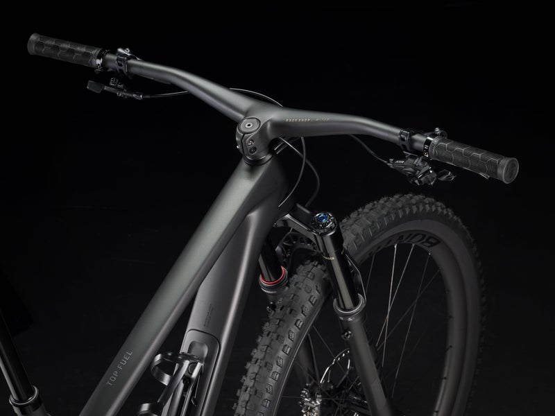 Trek Top Fuel 9.9 XTR Gen 4 t&auml;ysjousto maastopy&ouml;r&auml;